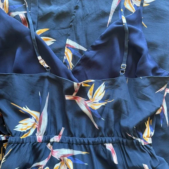 AMOUR VERT_ Silk Floral Navy Dress in Large - Picture 4 of 6